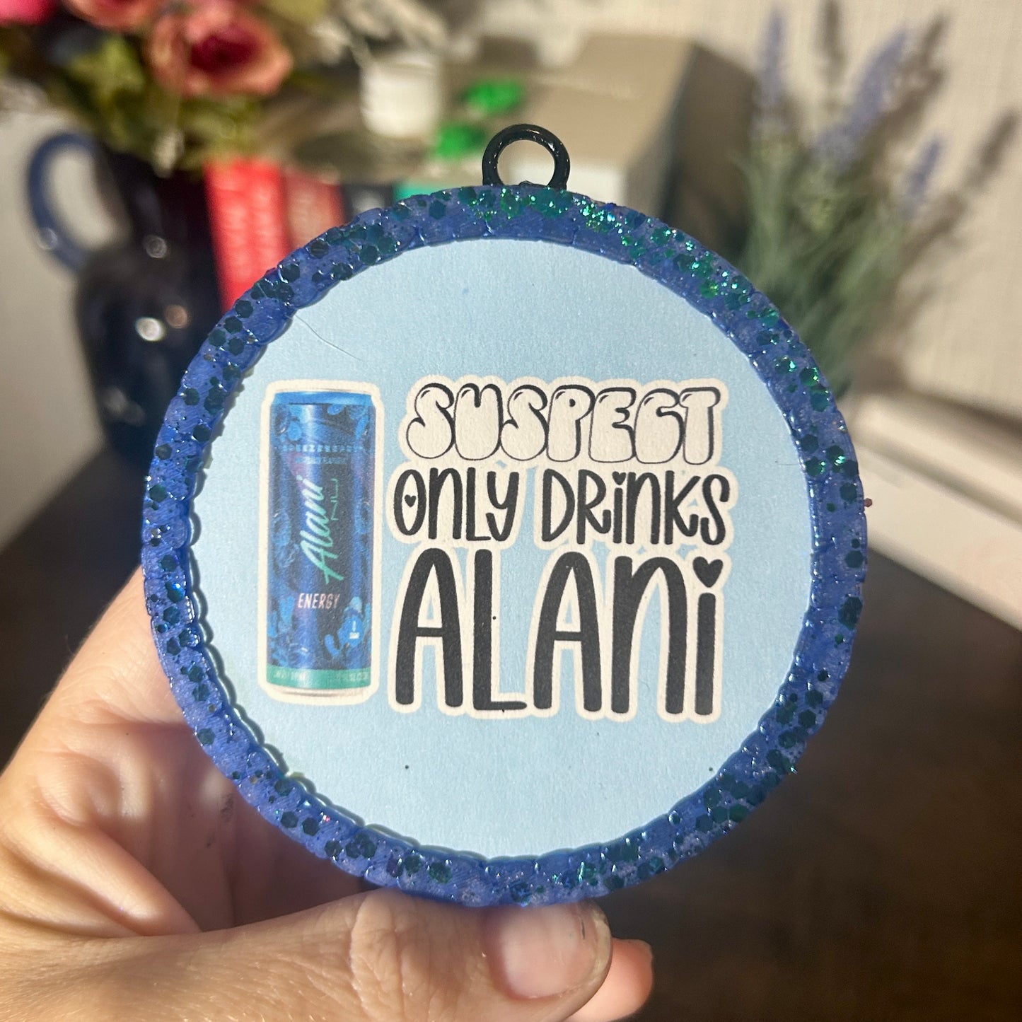 Only Drinks Alani Round Freshie- Fragrance: Bourbon Butterscotch