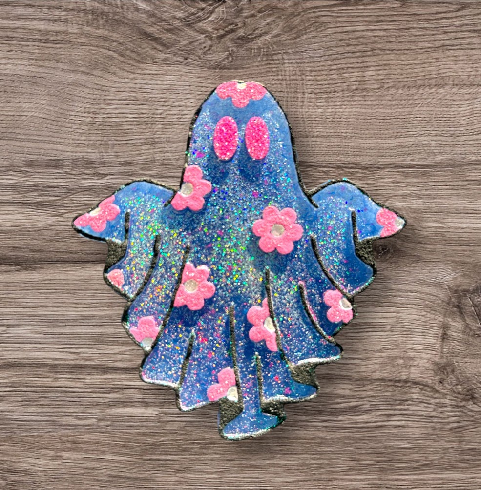 Floral Ghost Freshie Design