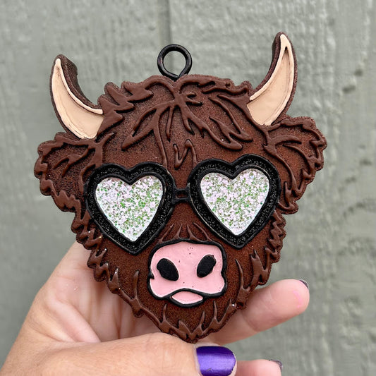 Buffalo w/ Heart Glasses Design