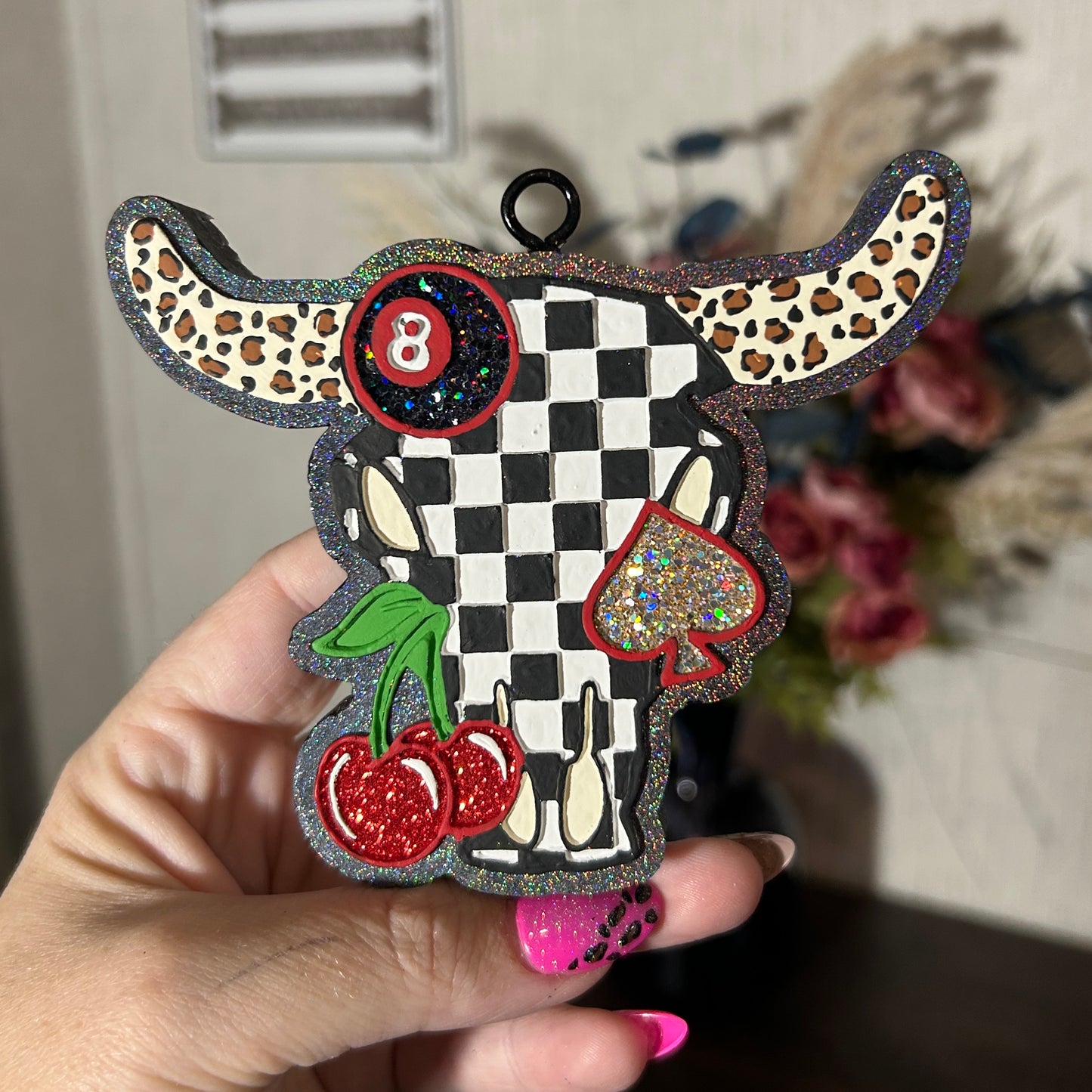 Checkered 8 Ball Bull Design