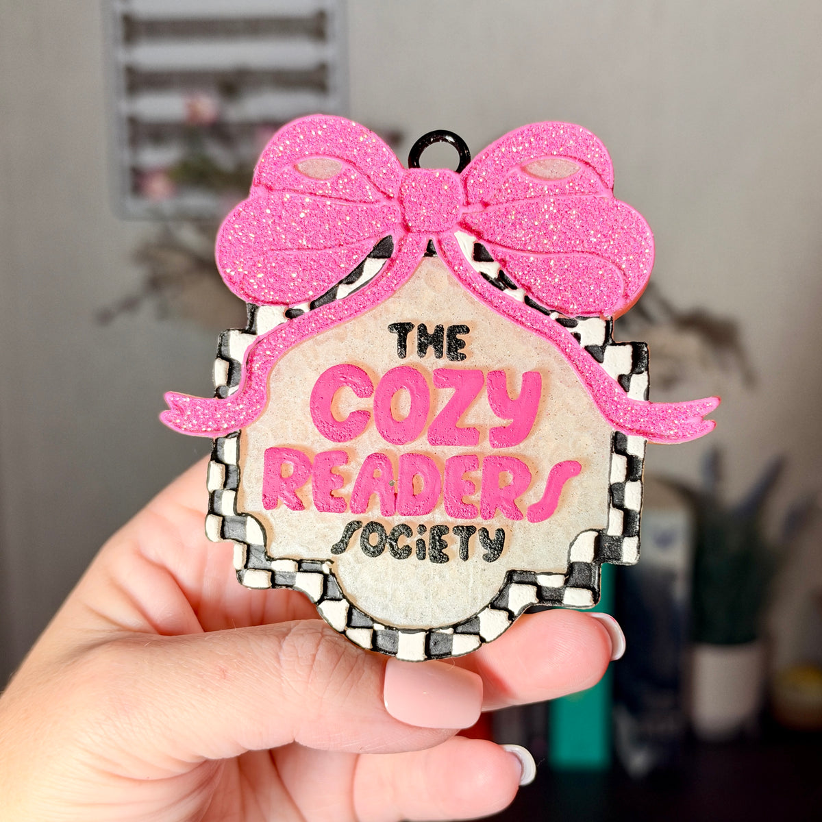 Cozy Reader Society Freshie - Fragrance: Sugared Suede
