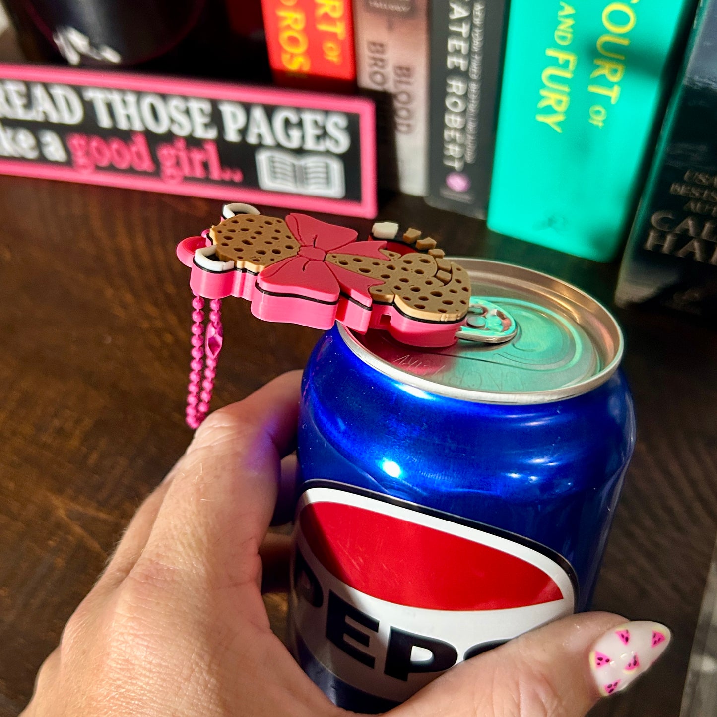 Nail Saver Pop Tab Keychain - Cheetah w/ Pink Bow