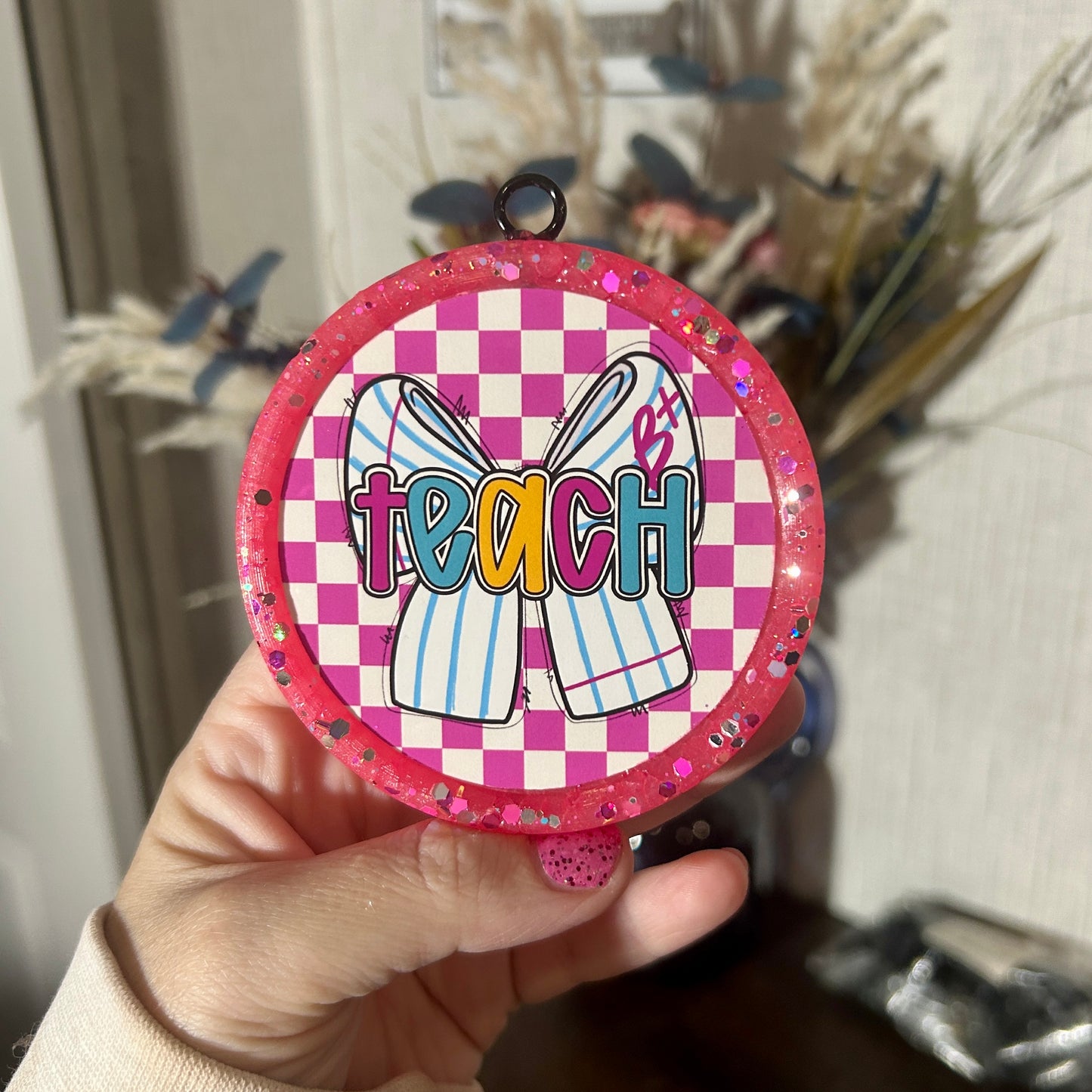 Teach Round Freshie - Fragrance: Pipeliner