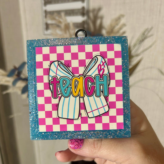 Teach Square Freshie - Fragrance: Narcissist