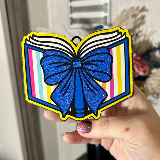 Book with a Bow Freshie - Fragrance: Strawberry Peach Champagne