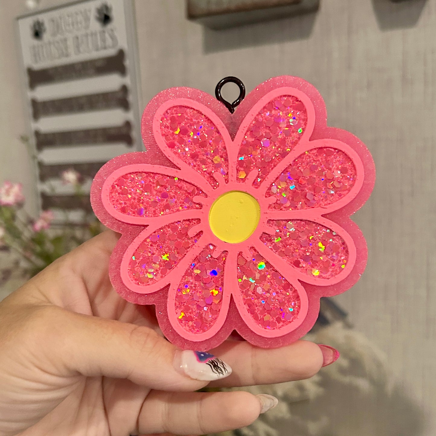 Doodle Daisy Freshie - Fragrance: Apple Mango Tango (Gain Type)