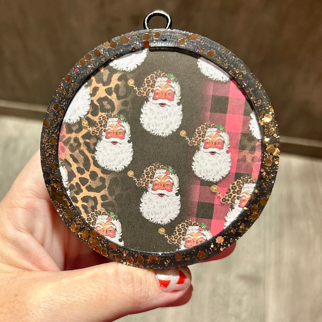 Santa Round Print - Fragrance: Winter Candy Apple