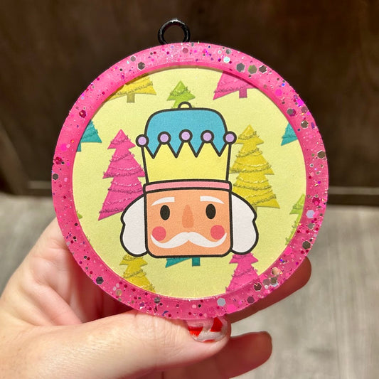 Nutcracker Round Freshie - Fragrance: Frosty