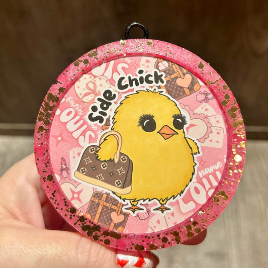 Side Chick Round Freshie - Fragrance: Pumpkin Spice Latte