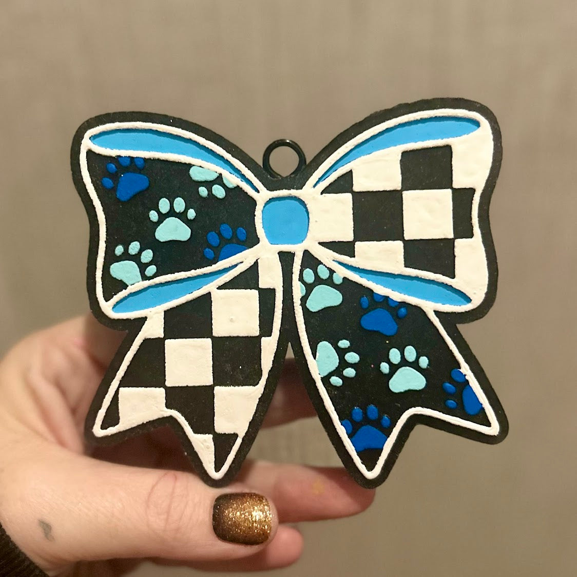 Checkered Paw Print Bow Design