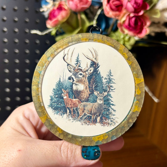 Deer Scene Round Freshie - Fragrance: Mahogany Teakwood